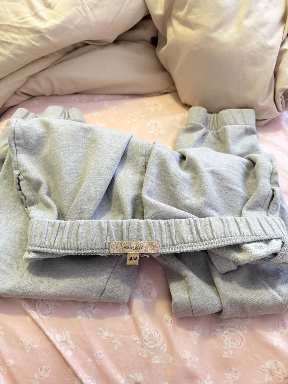 Harlow Grey Sweatpants 🤍 Comfy & Trendy